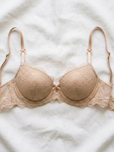 Ao Nguc Ren Push-Up Nude